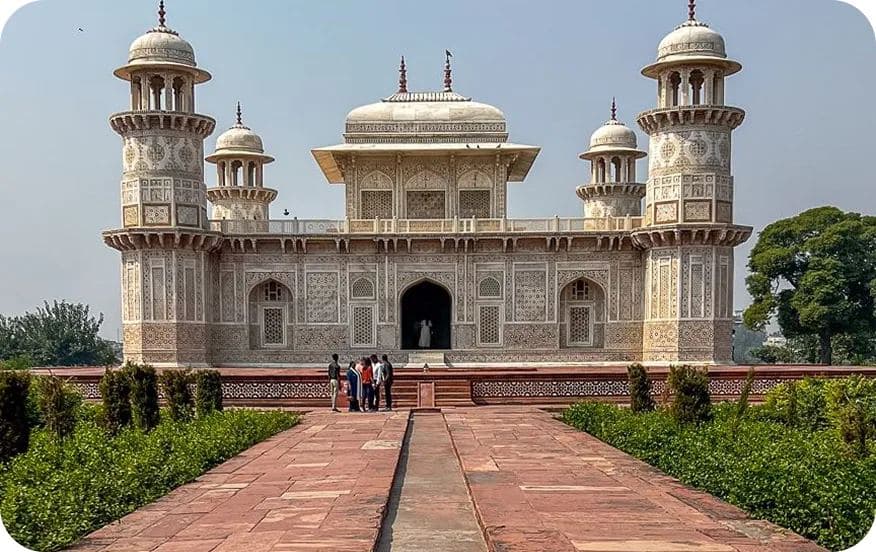Fatehpur Sikri day trip