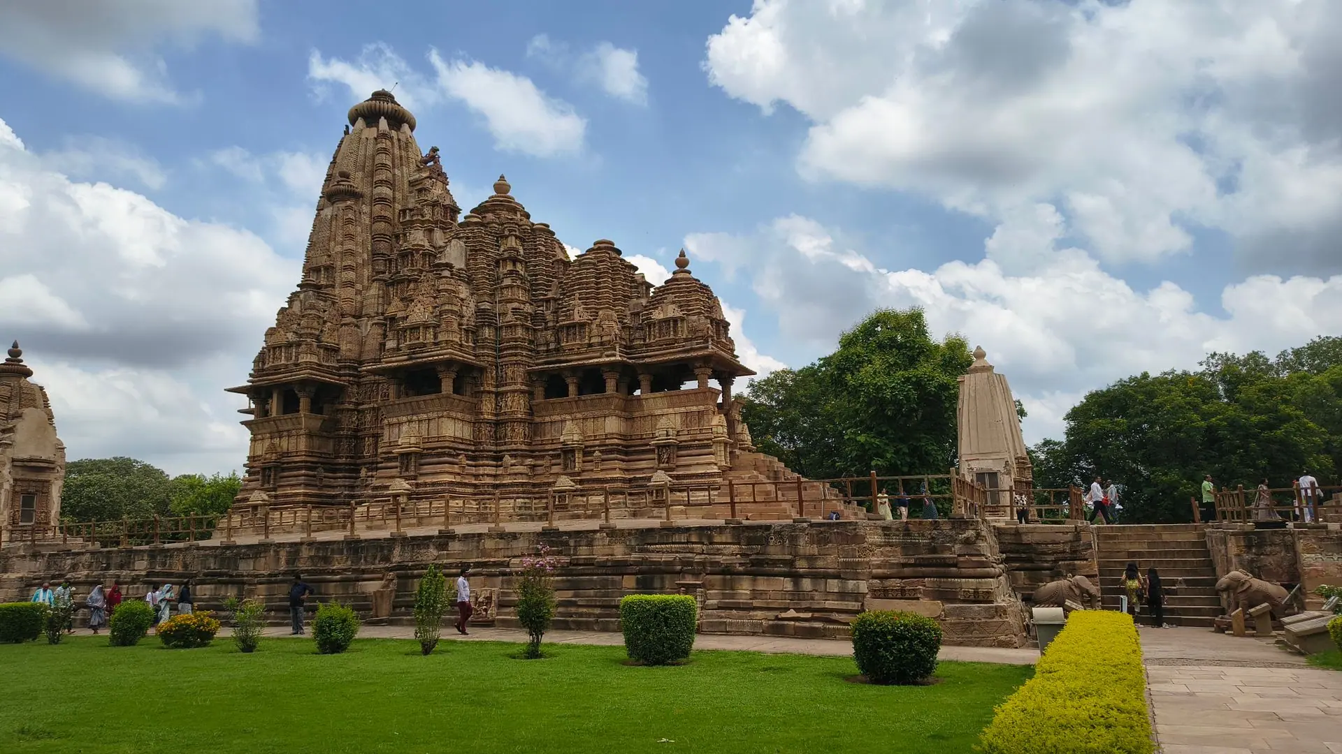 Explore the stunning architecture of Khajuraho Temple, Madhya Pradesh, India