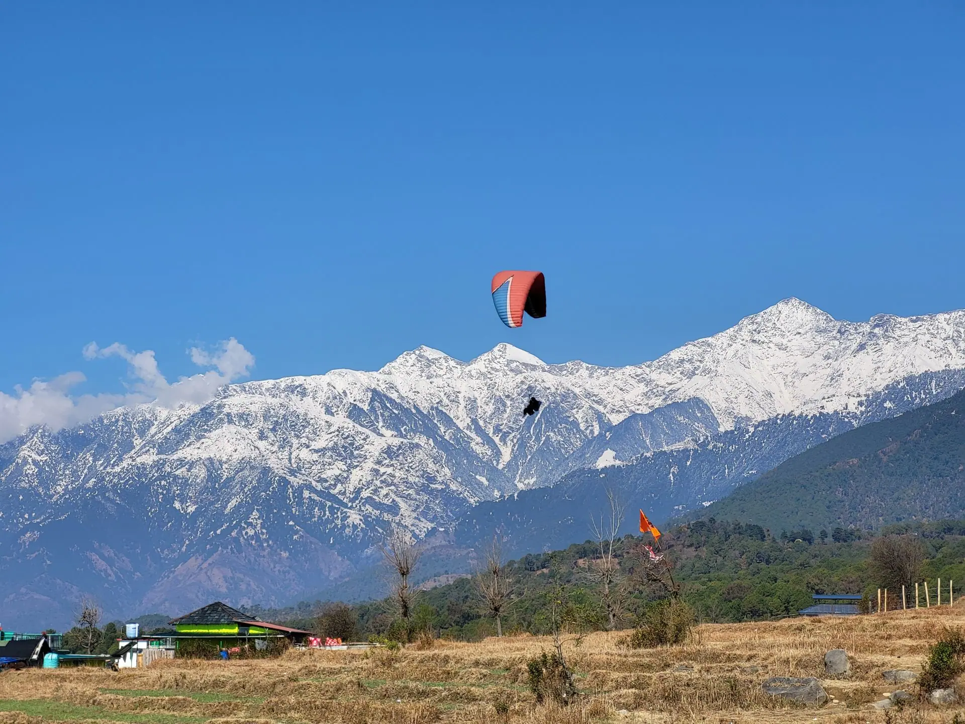 Bir Billing paragliding